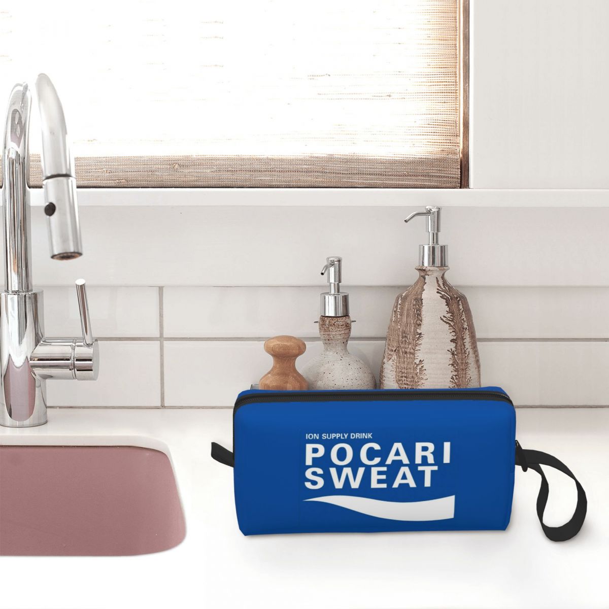 Just Some Pocari Sweat Merch – - Just Beauty Makeup avis et prix